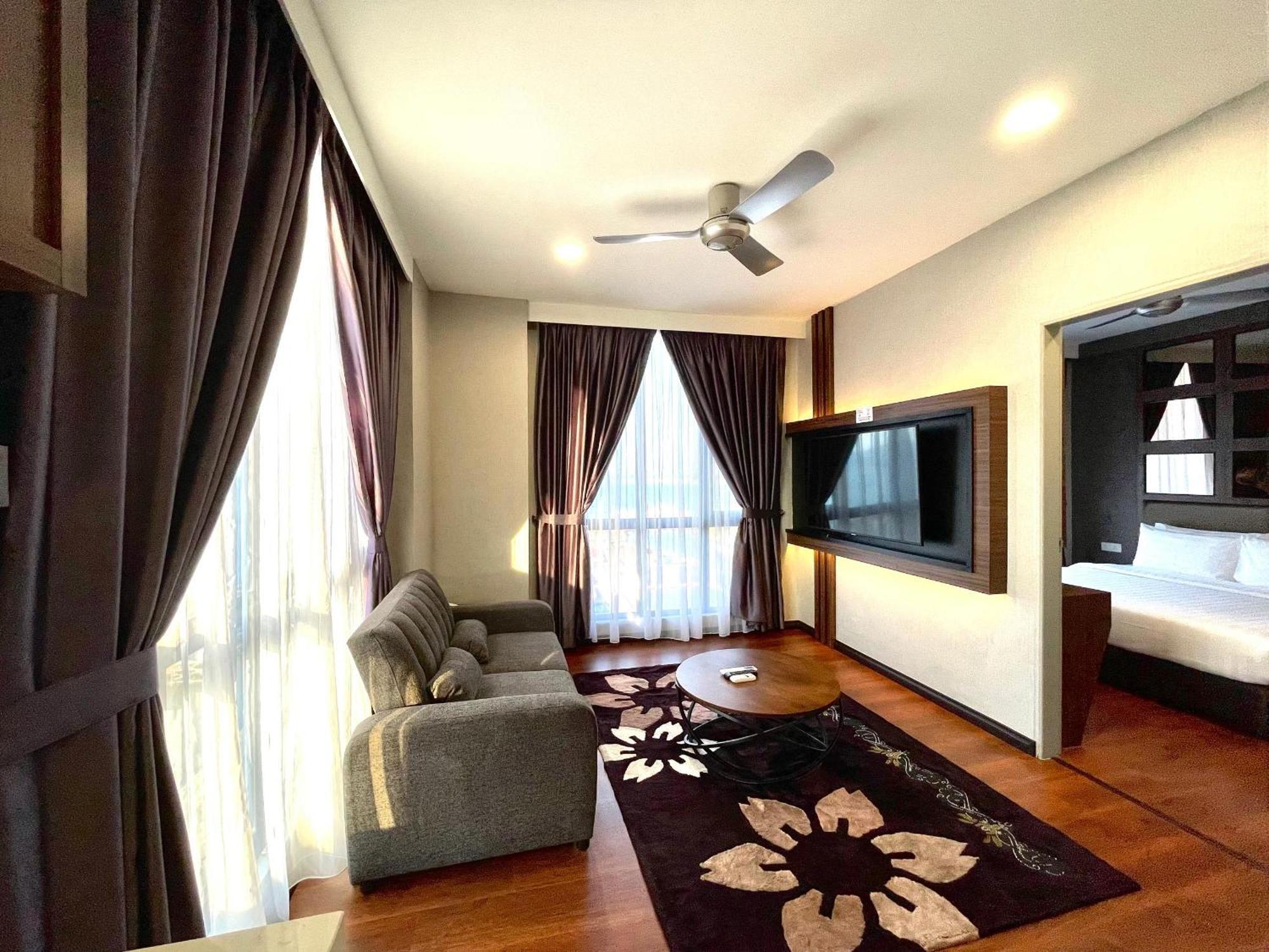โรงแรมเกรซ เซมปอร์นา ภายนอก รูปภาพ